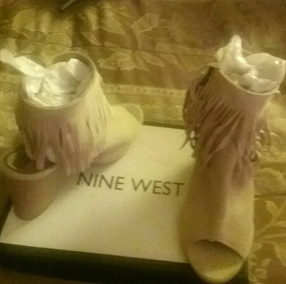 fringe heels - Picture 2 of 2